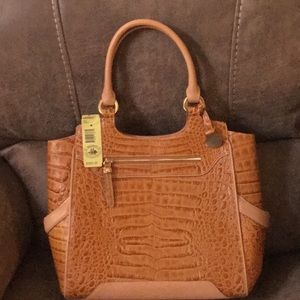 Brahmin leather purse, never used